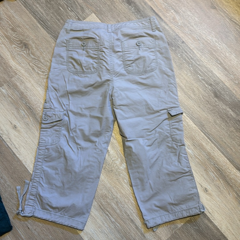 Gray Cargo Capris - Picture 2 of 3
